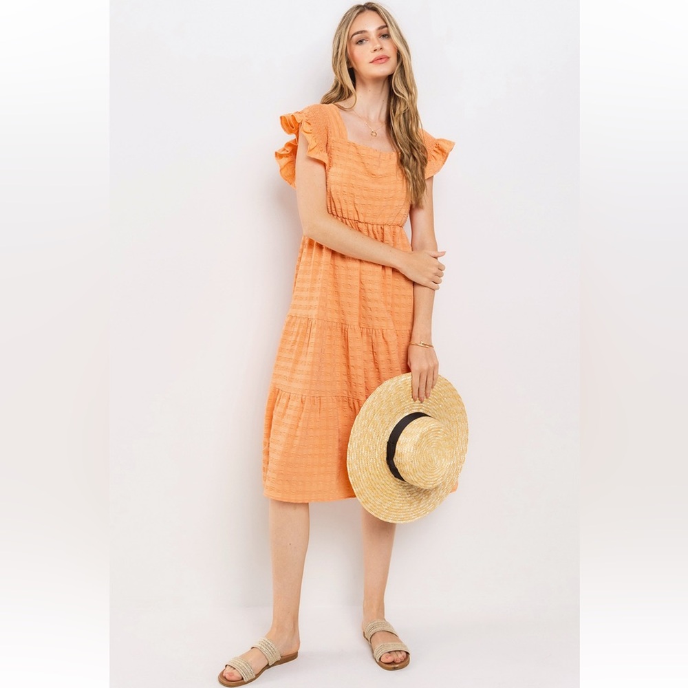 05 Beautiful Textured Tiered Ruffle Sleeve Midi Dress